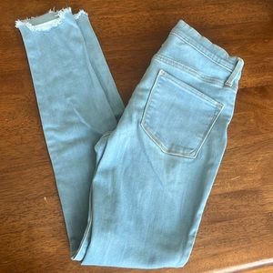 Old Navy Jeans - Girls - Size 18 - Jeggings - Light Blue “Wash”